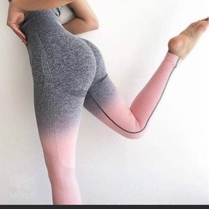 Ombre Gymshark Seamless Grey/Pink Set - Small